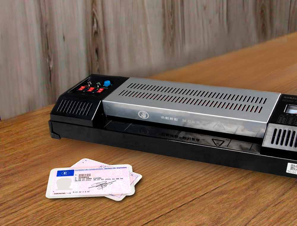 PLASTIFICADORA Q-CONNECT KF16918 PROFISSIONAL DIN A3 4 ROLOS ATE 200 MICRONS