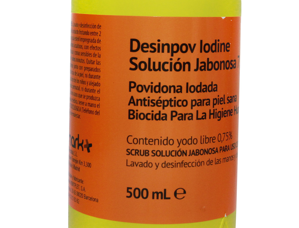 SOLUCAO ANTISSEPTICA CLOREXIDINA DESEMCLOR SABAO 0,8 % FRASCO DE 500 ML