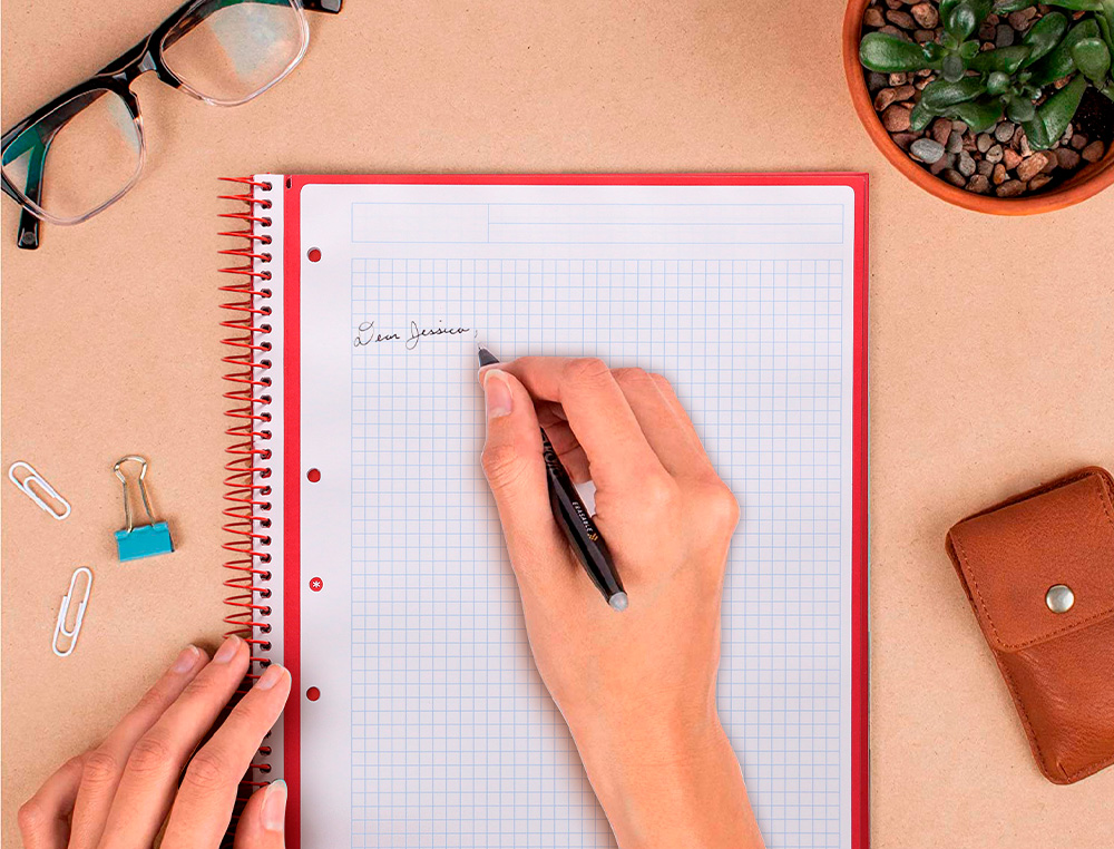 CADERNO ESPIRAL A4 MICRO ANTARTIK CAPA FORRADA 80F 90 GR QUADRICULA 5MM 1 BANDA 4 FUROS COR VERDE