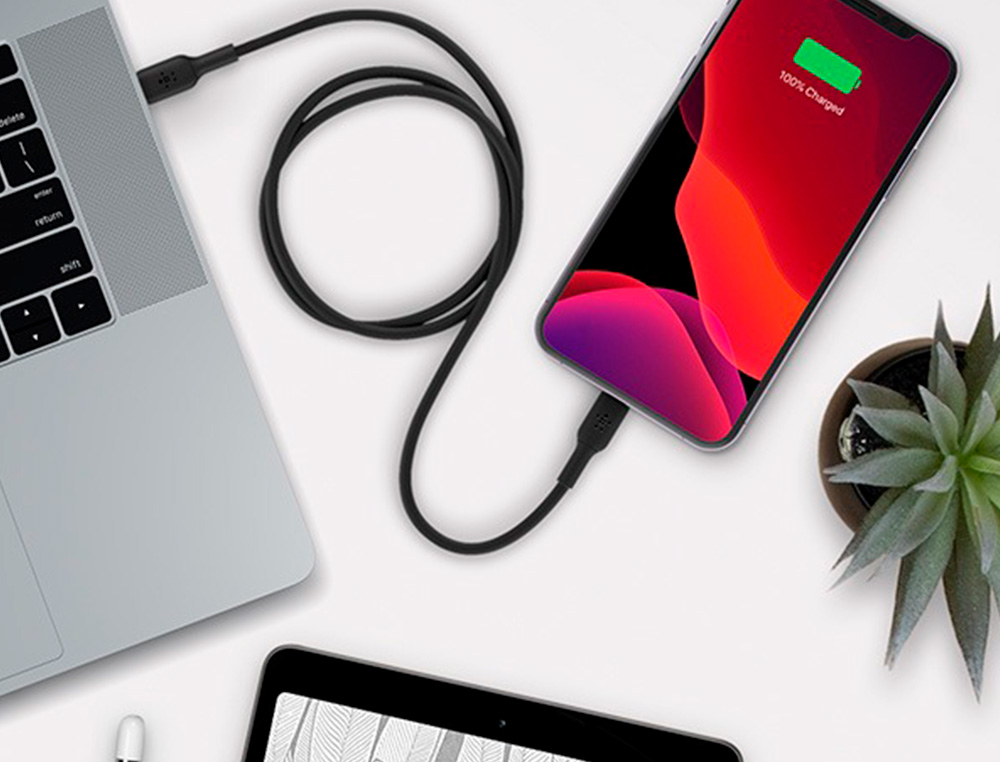 CABO BELKIN CAA003BT1MBK USB-C A LIGHTNING BOOST CHARGE COMPRIMENTO 1 M COR PRETO