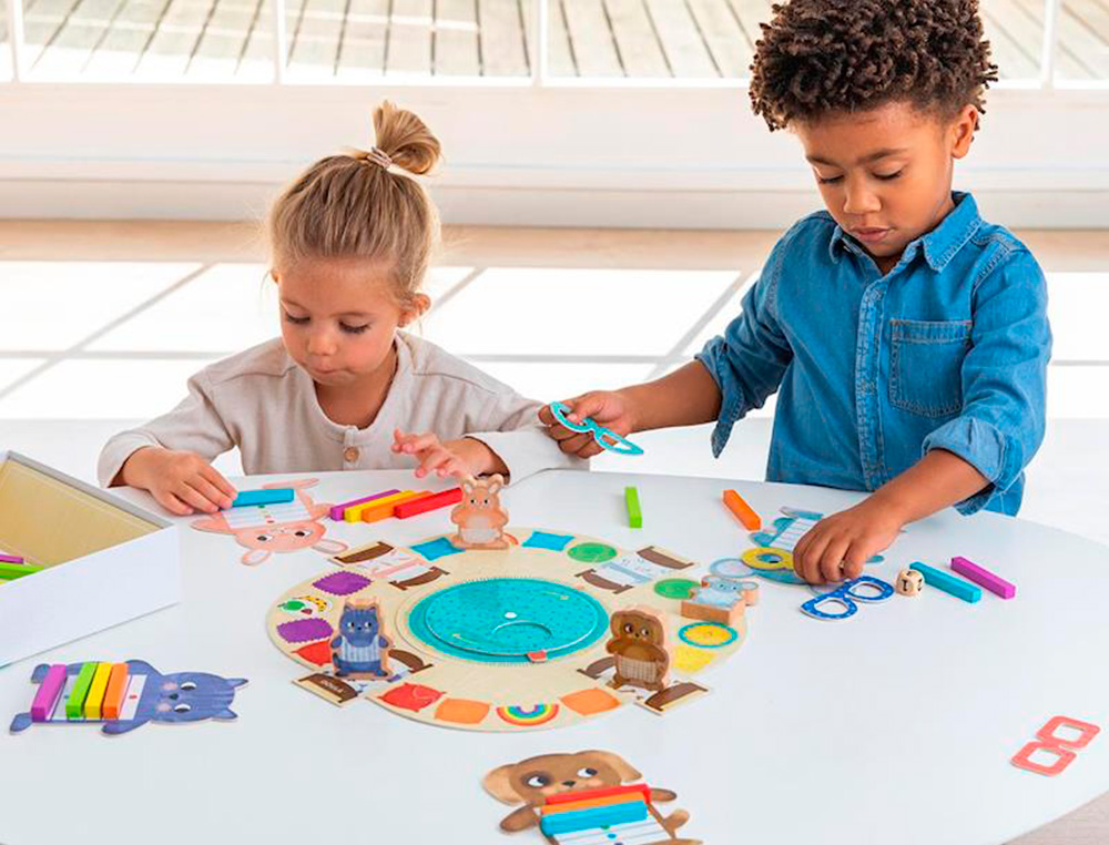 JOGO GOULA DIDATICO VESTIR OS ANIMAIS