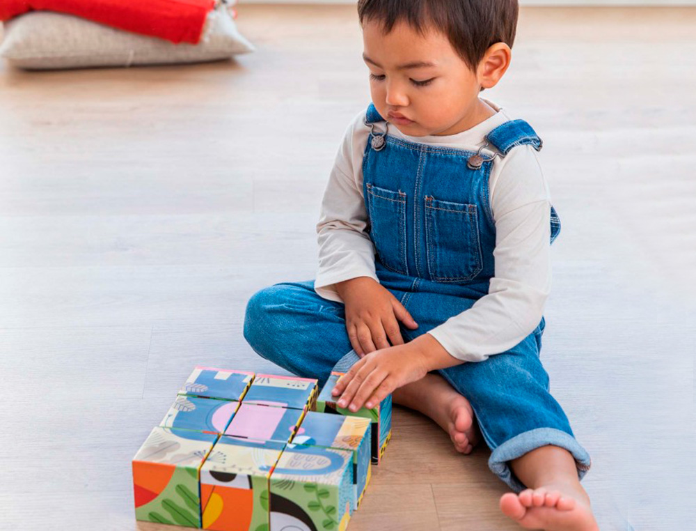 PUZZLE GOULA CUBOS DE CARTAO ANIMAIS SELVA 6 CENAS DIFERENTES 9 PECAS