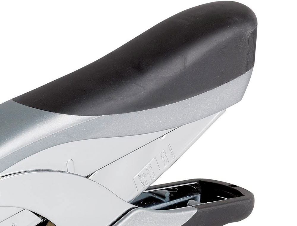 AGRAFADOR REXEL DE ALICATE SQUALE 56 METALICO CAPACIDADE 25 FOLHAS USA AGRAFES 24/6 E 26/6 COR PRATA
