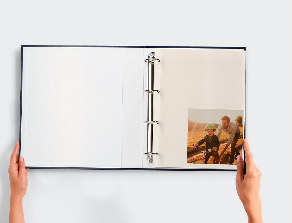 ALBUM DE FOTOS LIDERPAPEL ANEIS SERIE CLASSIC COM 20 FOLHAS AUTOADESIVAS COR AZUL