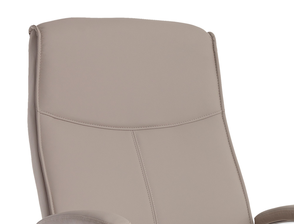 CADEIRA DE DIRECAO Q-CONNECT MODENA IMIT DE PELE BASE METAL ALT MAX 1210 MM LARG 630 MM PROF 650 MM RODAS PREMIUM COR CI