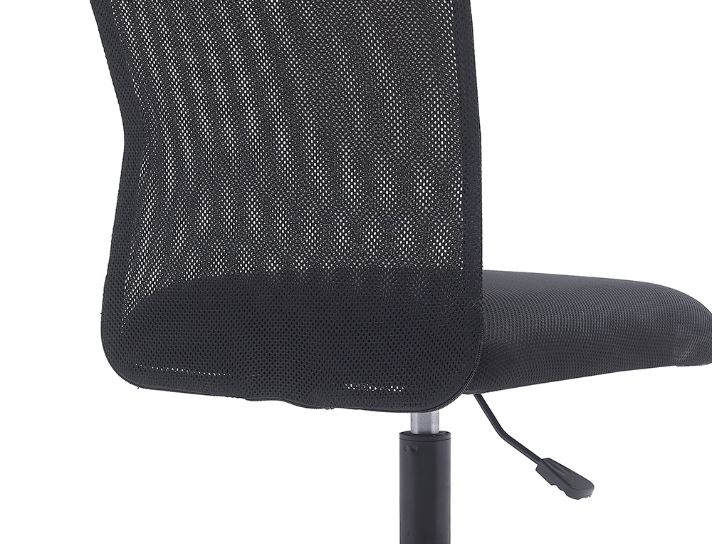 CADEIRA DE ESCRITORIO Q-CONNECT PARMA MALHA ALT MAX 990 MM LARG 480 MM PROF 590 MM SEM APOIO DE BRACOS COR PRETO