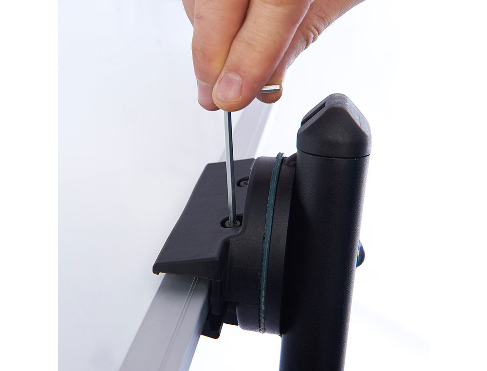 QUADRO BRANCO ROCADA ACO LACADO MAGNETICO MOLDURA ALUMINIO DUPLA FACE GIRATORIO CURVE 120X150 CM