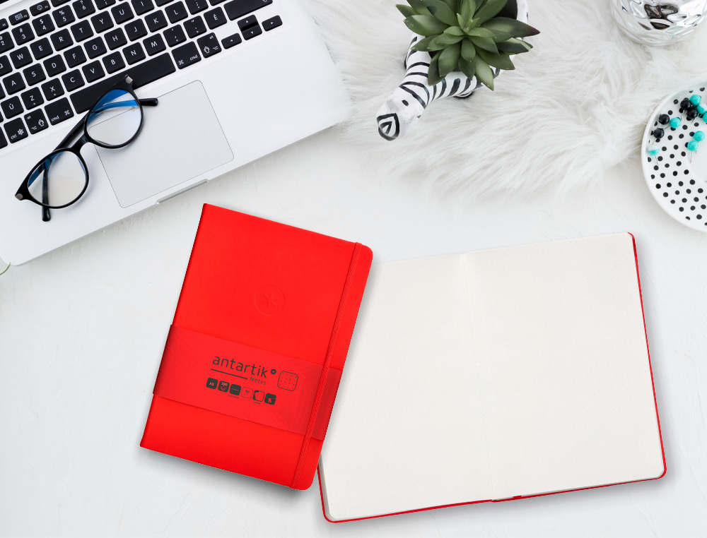 CADERNO COM ELASTICO ANTARTIK NOTES CAPA DURA A5 PONTILHADO VERMELHO 100 FOLHAS 80 GR FSC