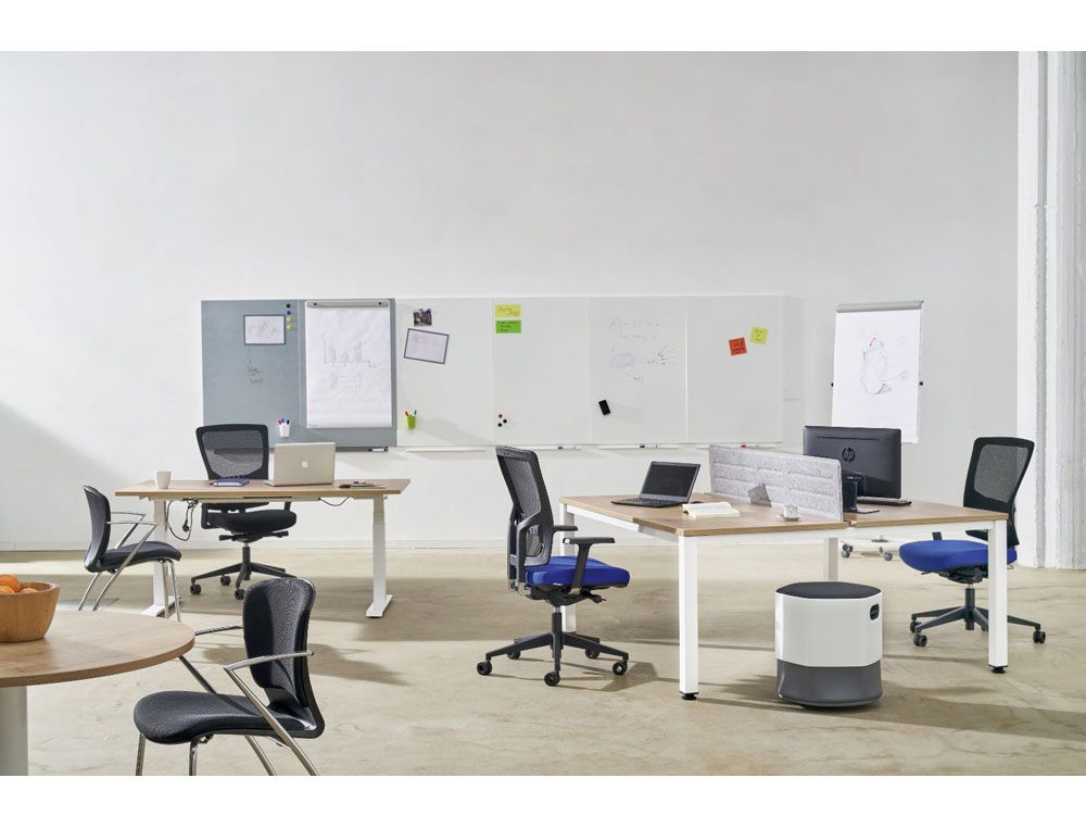 QUADRO BRANCO ROCADA COM SISTEMA SKI WHITEBOARD 100X150 CM