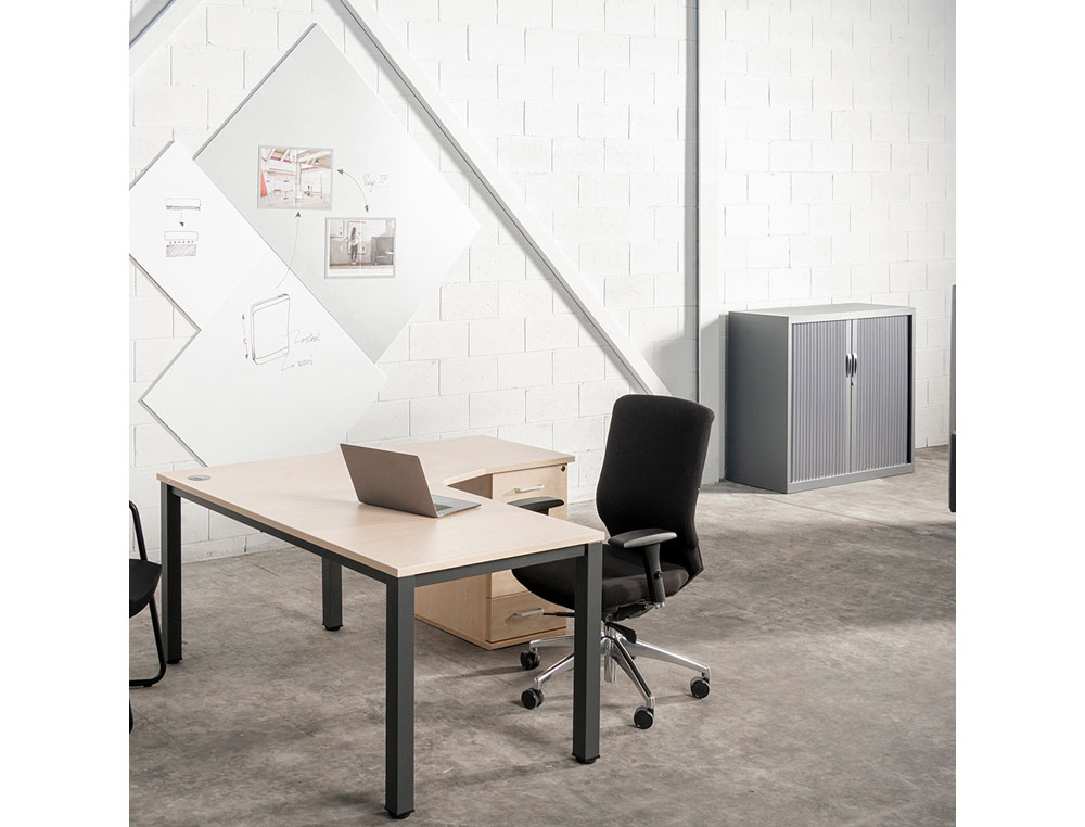 ALA PARA MESA ROCADA SERIE EXECUTIVE 180X120 CM ESQUERDA ACABAMENTO AD02 ALUMINIO/CINZA
